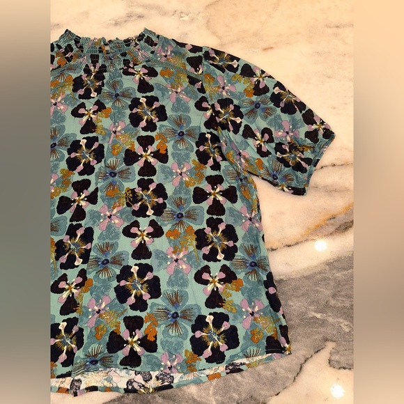 Know Rose Size Small Oversized Floral Print Women's Top - Picture 4 of 9